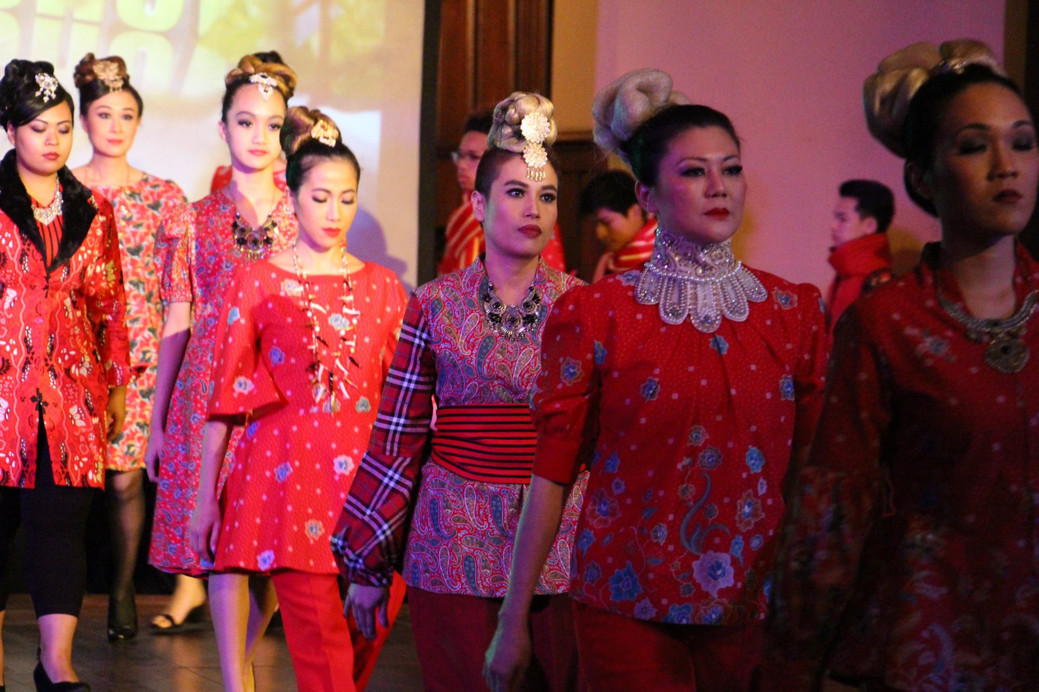 Fashion Show Valentino Napitupulu di AS 